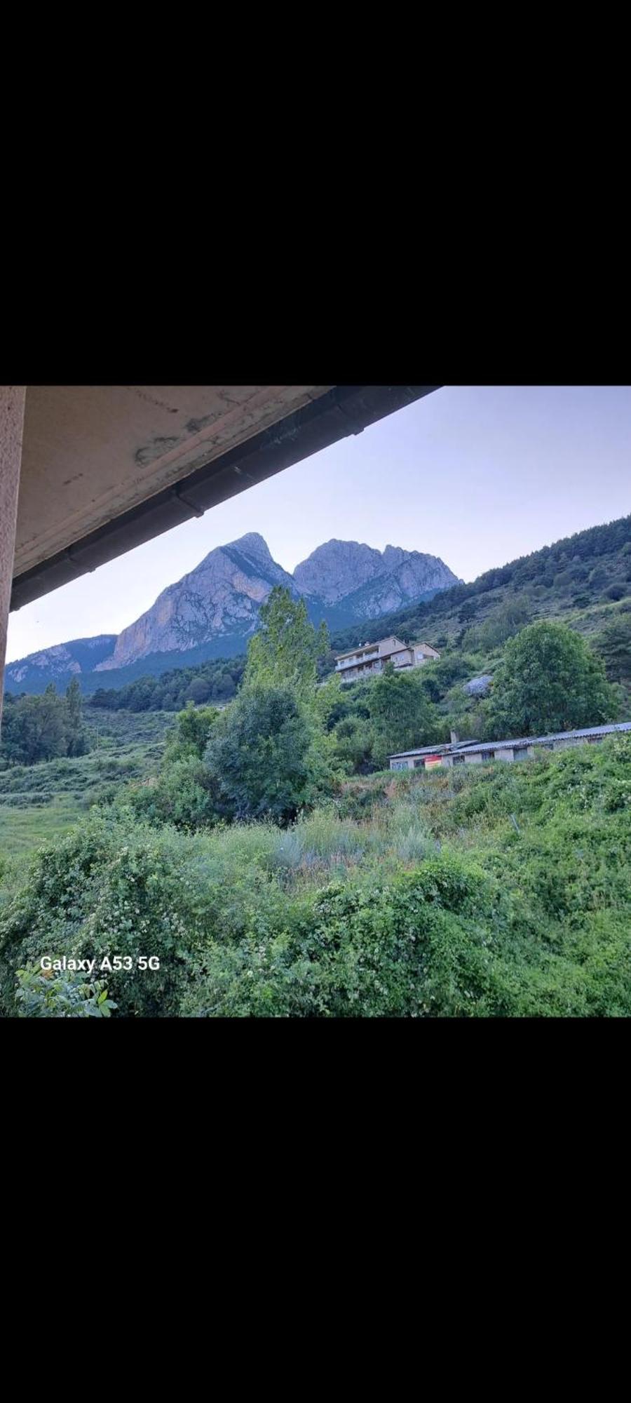 Apartament Ensija Pedraforca Saldés Zewnętrze zdjęcie